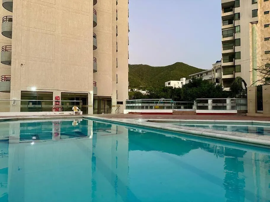 Apartamento Amplio, Luminoso Y Cerca Del Mar Santa Marta  Santa Marta (Magdalena)